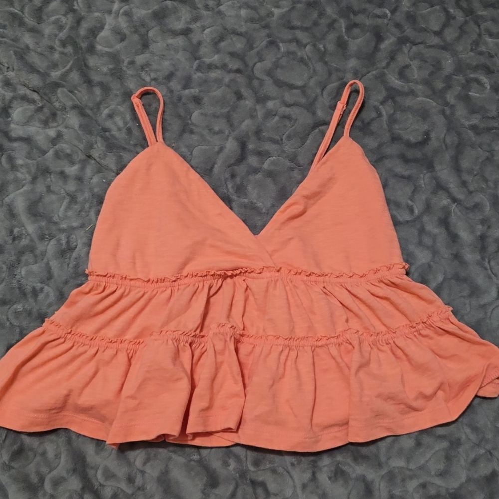 Cropped Flow Tank